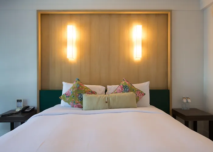 Sawaddi Patong Resort & Spa By Tolani - Sha Extra Plus